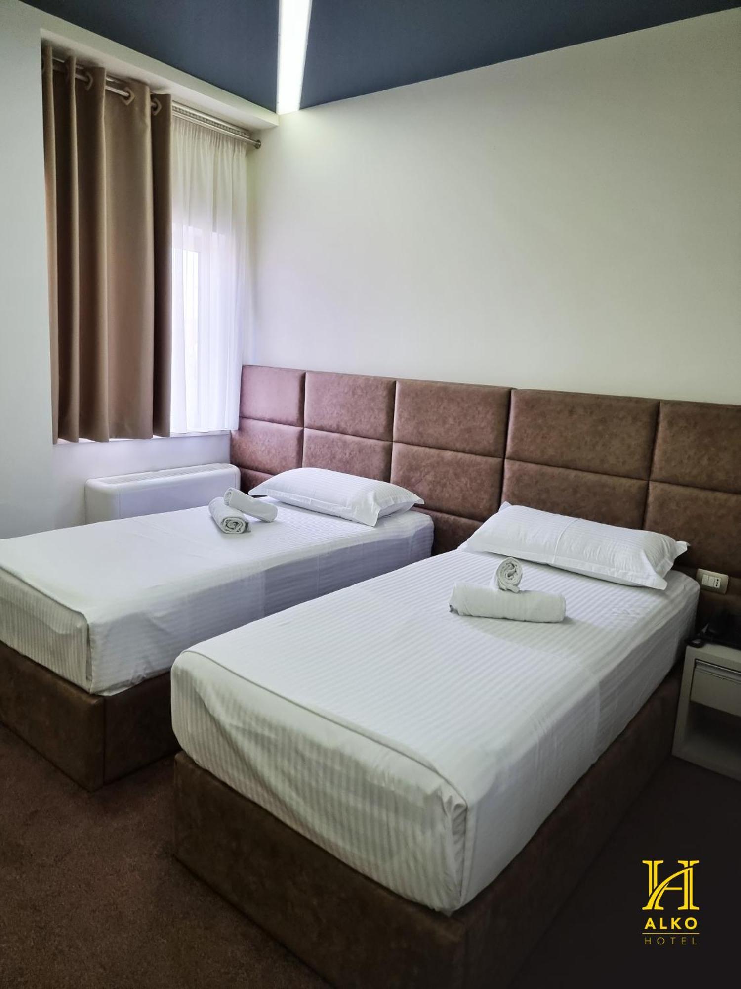 Alko Hotel Shkodër Exterior foto
