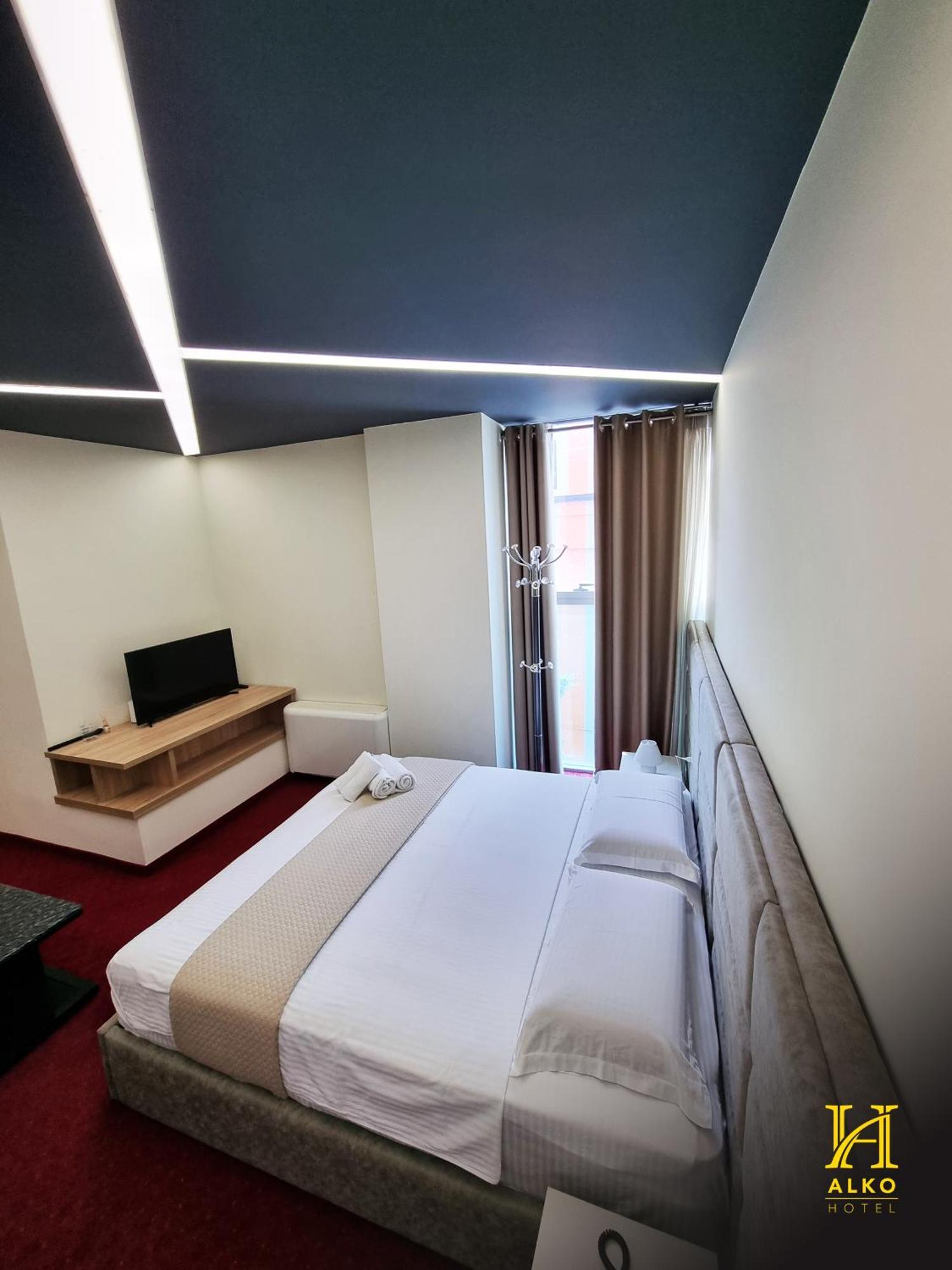Alko Hotel Shkodër Exterior foto